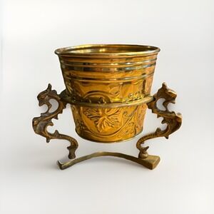 Vintage Brass Dragon Stand for Displaying Plants Bowls Decorative Orbs